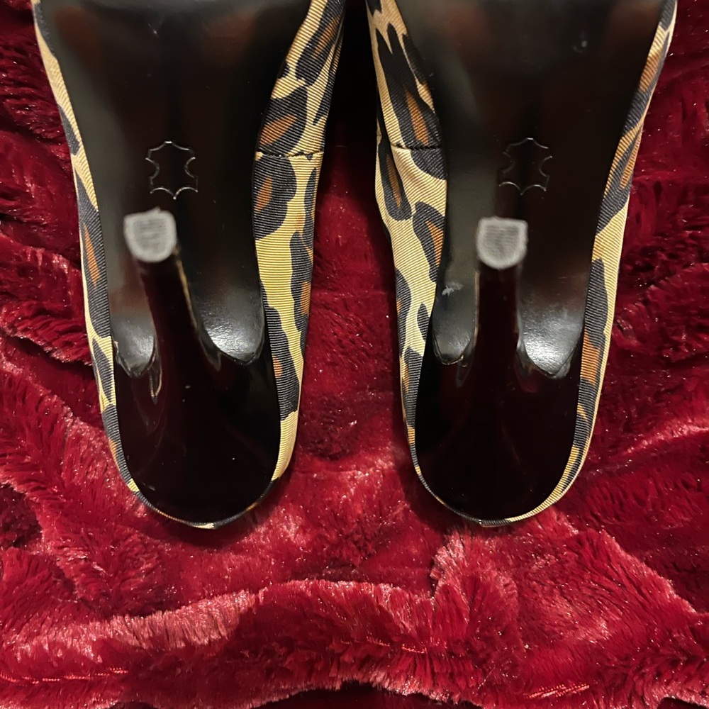 Leopard heels - Picture 3 of 3